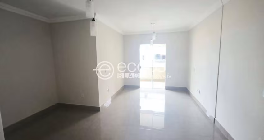 Apartamento para aluguel, 3 quartos, 1 suíte, 2 vagas, Brasil - Uberlândia/MG
