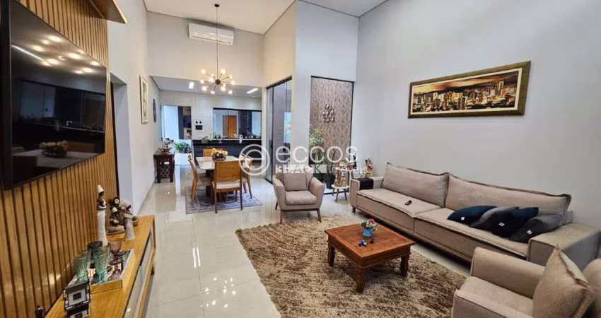 Casa à venda, 3 quartos, 2 suítes, 4 vagas, Aclimação - Uberlândia/MG