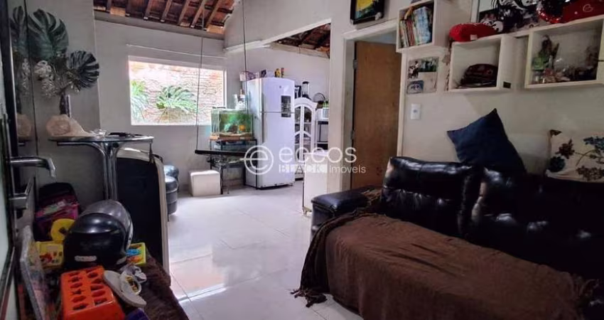 Casa à venda, 3 quartos, 1 suíte, 4 vagas, Luizote de Freitas - Uberlândia/MG