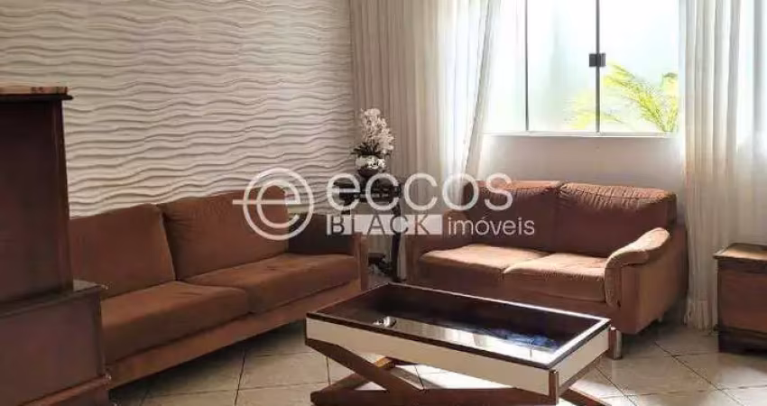 Casa à venda, 3 quartos, 2 suítes, 2 vagas, nova uberlândia - uberlândia/mg
