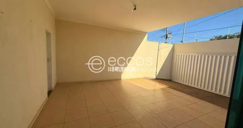 Casa à venda, 3 quartos, 2 suítes, 2 vagas, granada - uberlândia/mg