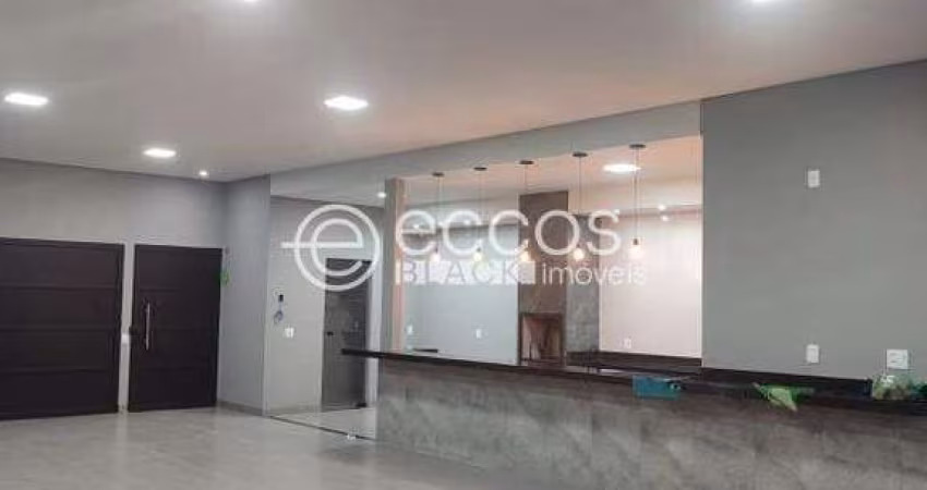 Casa à venda, 4 quartos, 4 suítes, 4 vagas, Rosário - ARAGUARI/MG