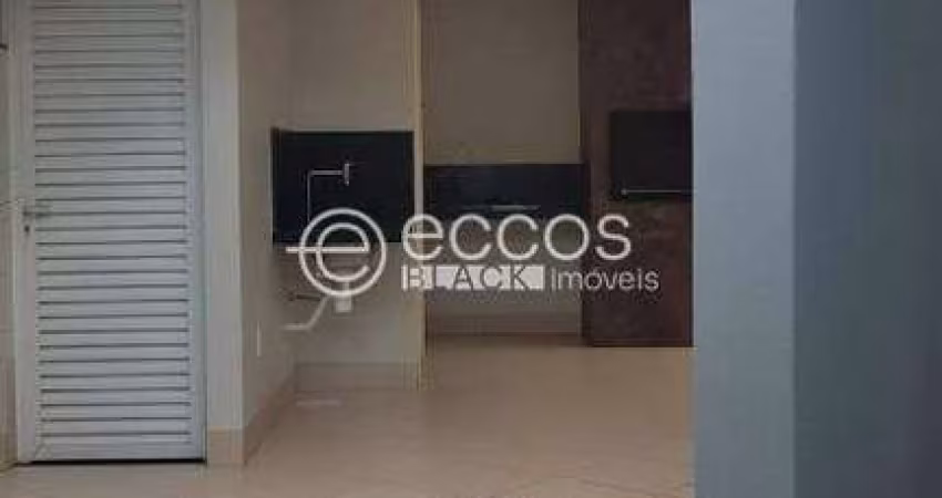 Casa à venda, 4 quartos, 2 suítes, 3 vagas, Alto Umuarama - Uberlândia/MG