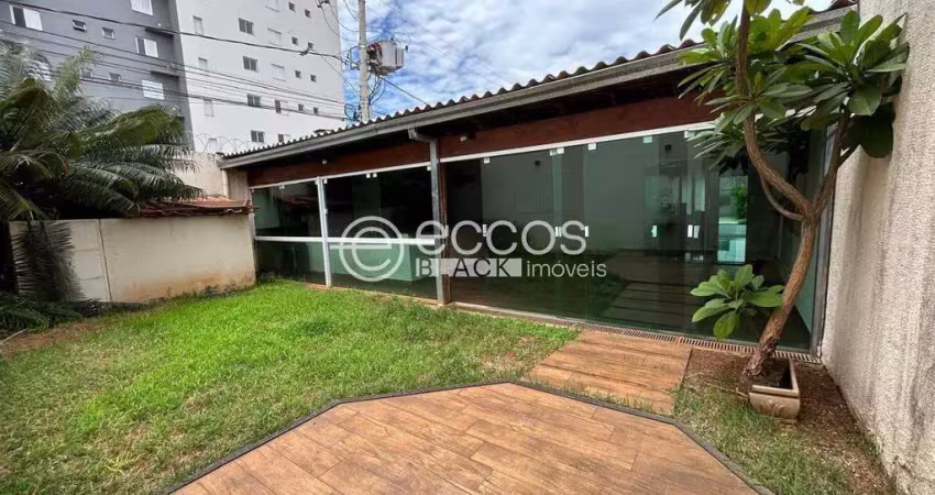 Casa em condomínio à venda, 3 quartos, 1 suíte, 4 vagas, jardim holanda - uberlândia/mg