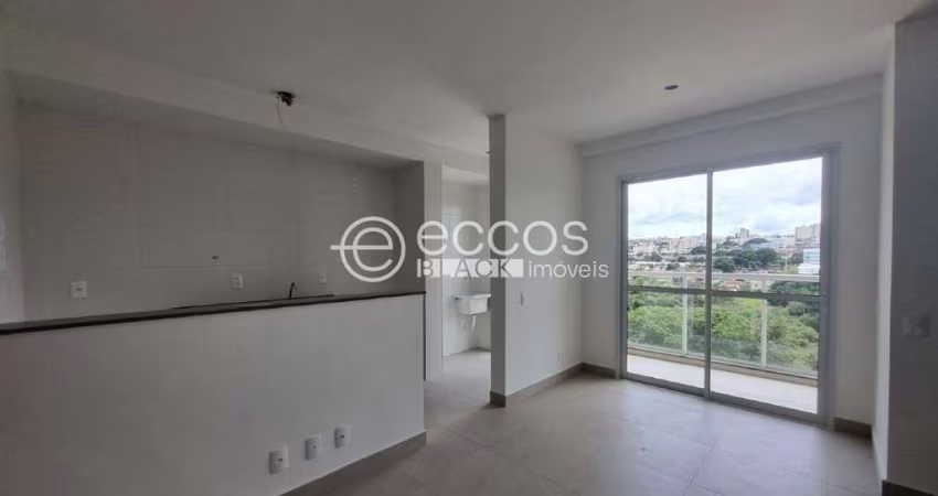 Apartamento à venda, 2 quartos, 1 suíte, 2 vagas, Jaraguá - Uberlândia/MG