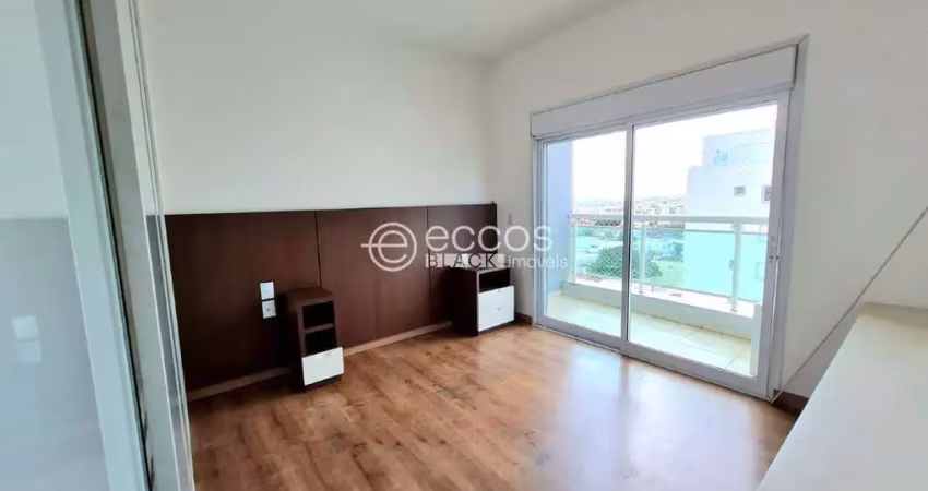 Cobertura à venda, 3 quartos, 1 suíte, 2 vagas, Osvaldo Rezende - Uberlândia/MG
