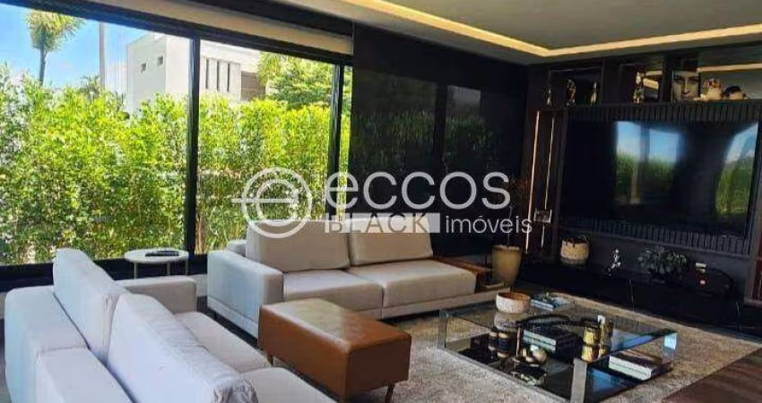 Casa em condomínio à venda, 4 quartos, 4 suítes, 2 vagas, Nova Uberlândia - Uberlândia/MG