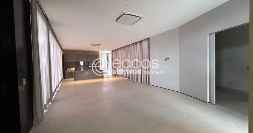 Casa em condomínio à venda, 4 quartos, 4 suítes, 3 vagas, Nova Uberlândia - Uberlândia/MG