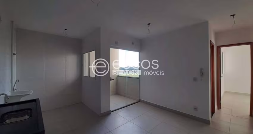 Apartamento para aluguel, 2 quartos, 1 suíte, 1 vaga, Portal do Vale - Uberlândia/MG