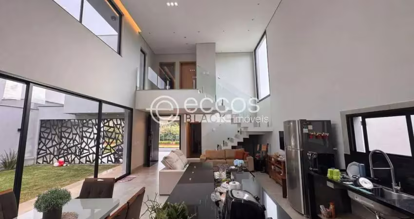 Casa em condomínio para aluguel, 3 quartos, 3 suítes, 4 vagas, granja marileusa - uberlândia/mg
