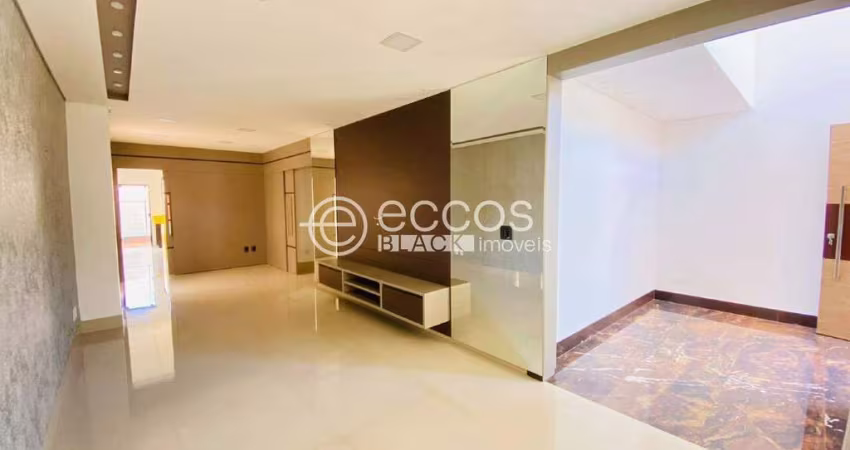 Casa para aluguel, 3 quartos, 3 suítes, 3 vagas, Tabajaras - Uberlândia/MG