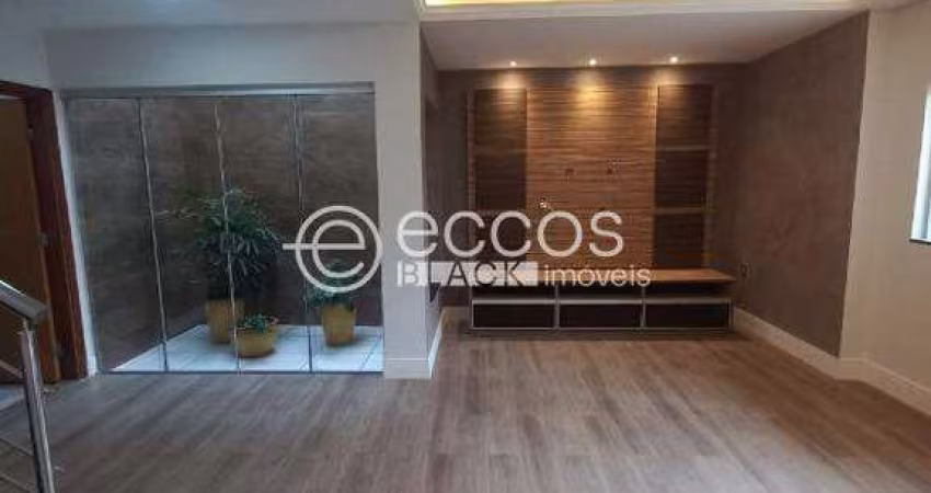 Casa para aluguel, 3 quartos, 1 suíte, 2 vagas, Granada - Uberlândia/MG