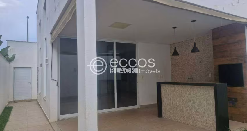Casa em condomínio à venda, 4 quartos, 3 suítes, 2 vagas, Nova Uberlândia - Uberlândia/MG