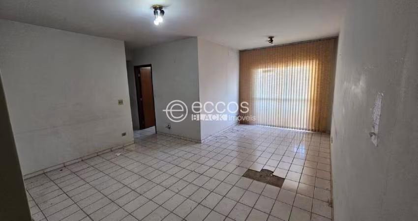 Apartamento à venda, 3 quartos, 1 suíte, 2 vagas, Copacabana - Uberlândia/MG