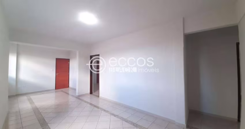 Apartamento para aluguel, 3 quartos, 1 suíte, 1 vaga, Lídice - Uberlândia/MG