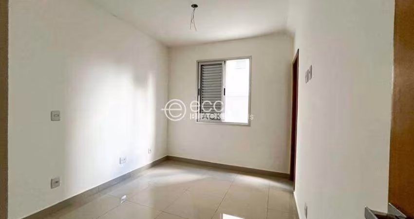 Area privativa à venda, 2 quartos, 2 suítes, 2 vagas, Vila Paris - Belo Horizonte/MG