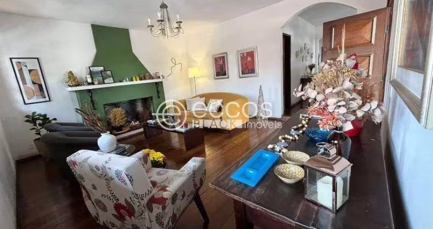 Casa à venda, 7 quartos, 1 suíte, 6 vagas, Santa Lúcia - Belo Horizonte/MG