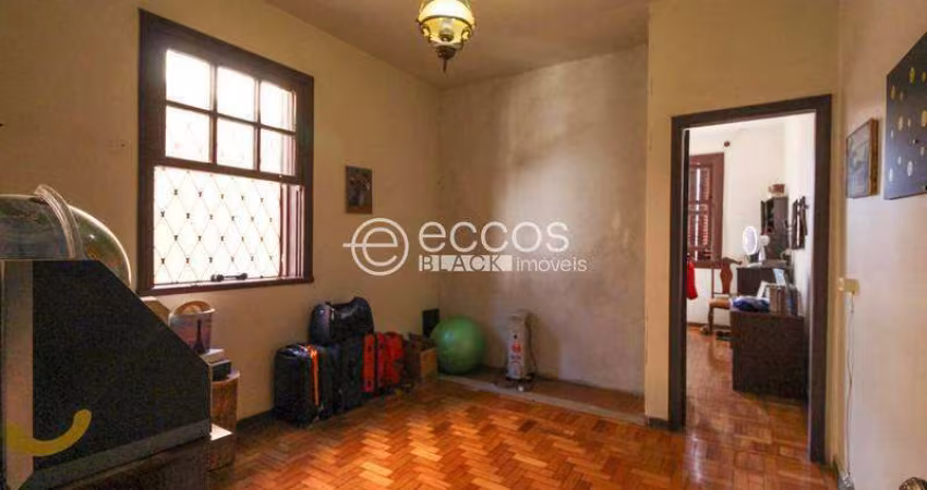 Casa à venda, 4 quartos, 1 vaga, Santo Antônio - Belo Horizonte/MG