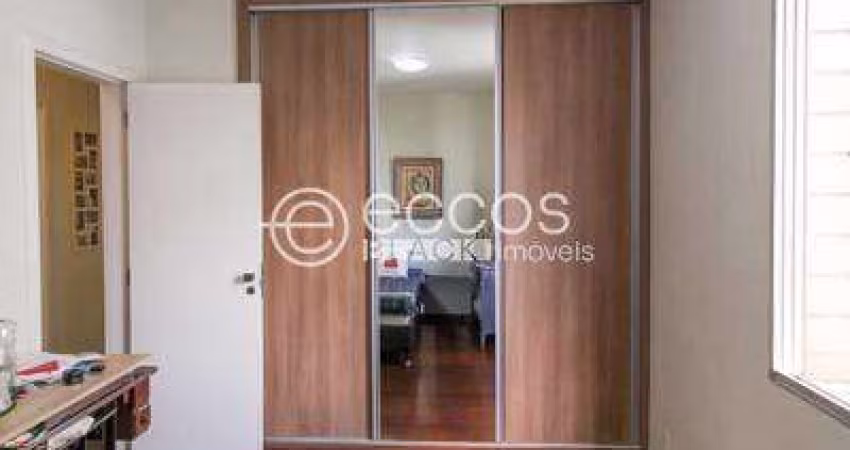 Apartamento à venda, 4 quartos, 1 suíte, 2 vagas, Santo Antônio - Belo Horizonte/MG