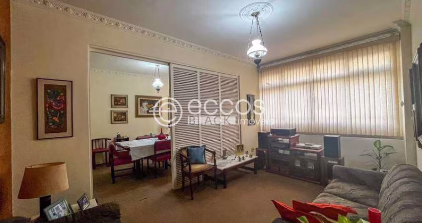 Apartamento à venda, 4 quartos, 1 suíte, 1 vaga, Santo Agostinho - Belo Horizonte/MG