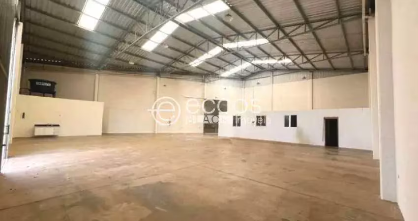 Barracão / Galpão / Depósito para alugar na Avenida Sacadura Cabral, 1091, Aclimação, Uberlândia