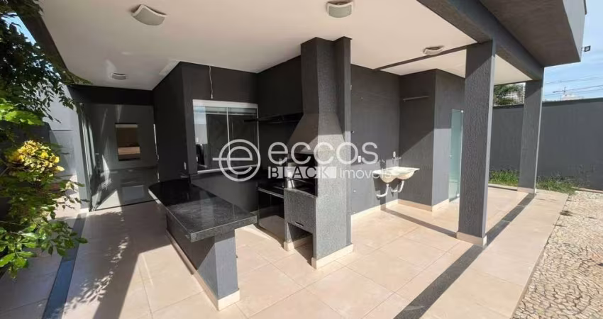 Casa em condomínio à venda, 3 quartos, 3 suítes, 2 vagas, Laranjeiras - Uberlândia/MG