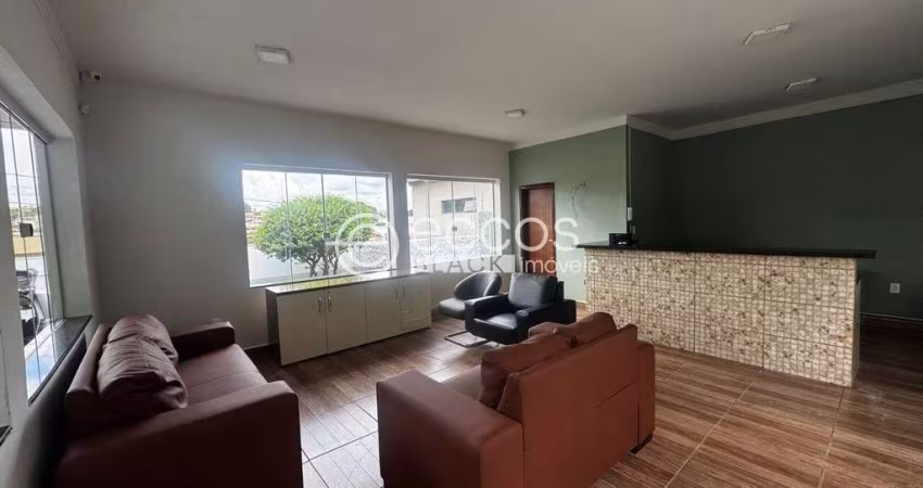 Casa à venda, 3 quartos, 5 vagas, Leblon - UBERABA/MG