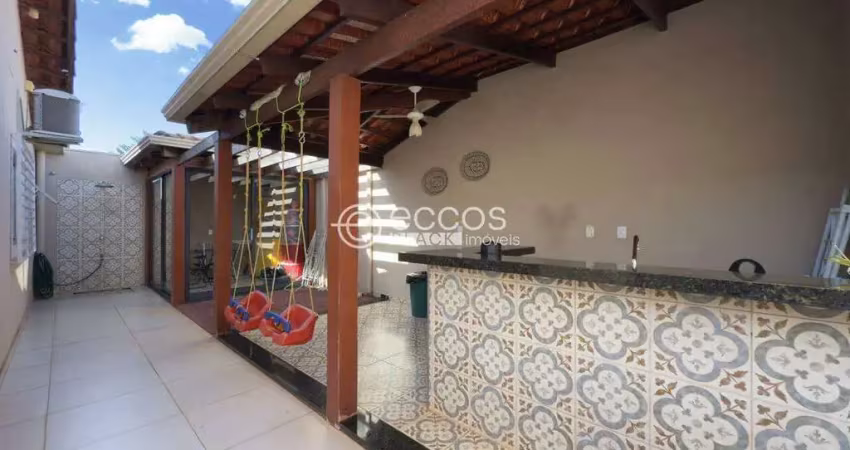 Casa em condomínio à venda, 3 quartos, 1 suíte, 2 vagas, portal beija flor - uberaba/mg