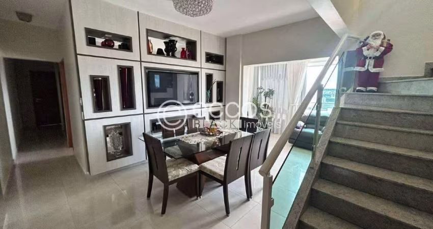 Cobertura à venda, 3 quartos, 1 suíte, 3 vagas, Tabajaras - Uberlândia/MG