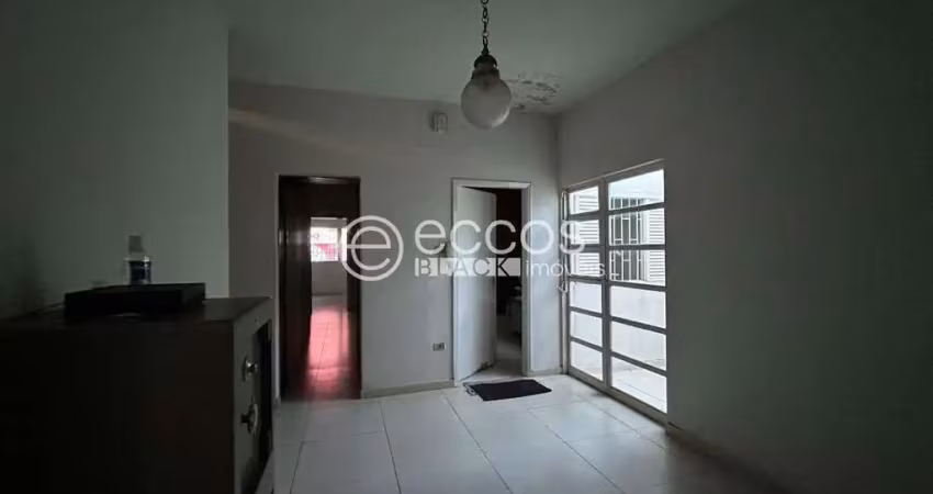 Casa à venda, 4 quartos, 2 suítes, 2 vagas, centro - uberlândia/mg