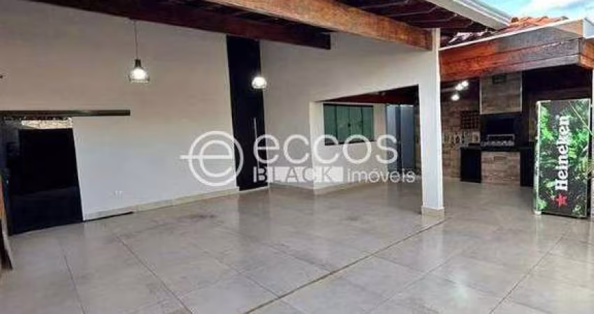Casa à venda, 4 quartos, 2 suítes, 3 vagas, Granada - Uberlândia/MG