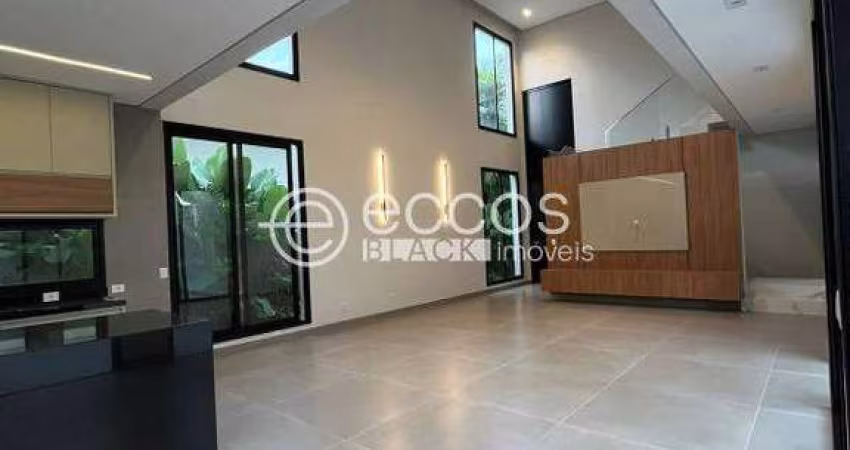 Casa em condomínio para aluguel, 5 quartos, 5 suítes, 3 vagas, Nova Uberlândia - Uberlândia/MG