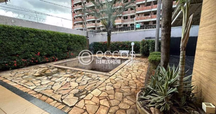 Casa comercial para aluguel, 3 quartos, 2 suítes, 4 vagas, Patrimônio - Uberlândia/MG