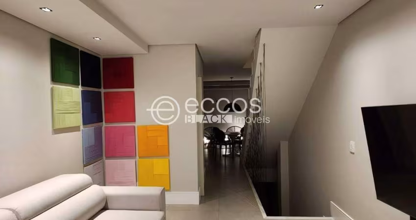 Casa em condomínio para aluguel, 2 quartos, 2 suítes, 2 vagas, Vigilato Pereira - Uberlândia/MG
