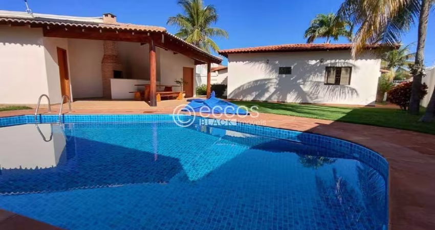 Casa para aluguel, 3 quartos, 1 suíte, 3 vagas, Morada da Colina - Uberlândia/MG