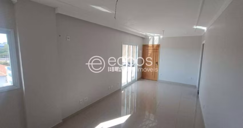 Apartamento para aluguel, 3 quartos, 1 suíte, 2 vagas, Cidade Jardim - Uberlândia/MG