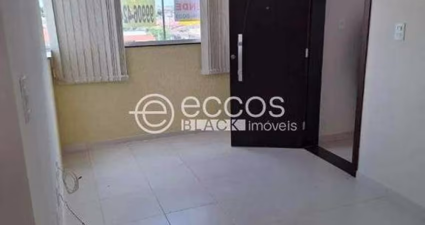 Apartamento à venda, 2 quartos, 1 suíte, 1 vaga, Segismundo Pereira - Uberlândia/MG