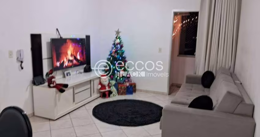 Apartamento à venda, 3 quartos, 1 suíte, 1 vaga, Presidente Roosevelt - Uberlândia/MG