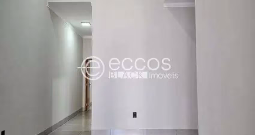 Casa à venda, 2 quartos, 1 suíte, 3 vagas, jardim brasília - uberlândia/mg