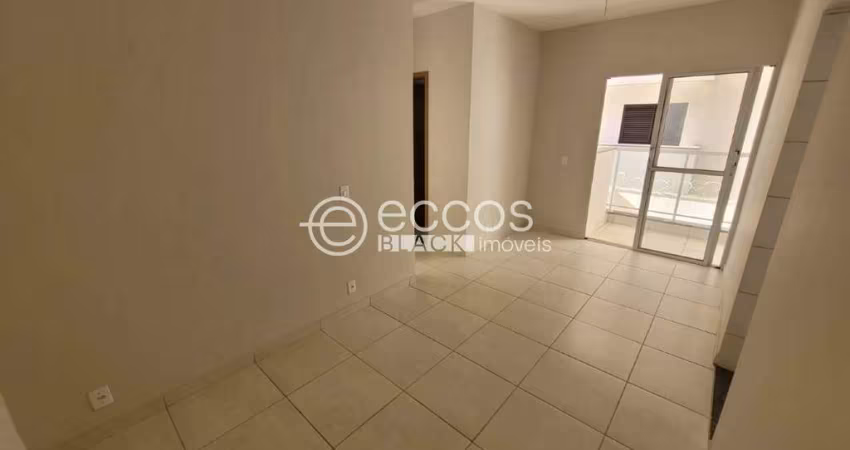 Apartamento à venda, 2 quartos, 1 suíte, 1 vaga, Alto Umuarama - Uberlândia/MG