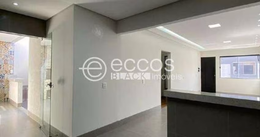 Casa à venda, 2 quartos, 2 vagas, Jardim Holanda - Uberlândia/MG