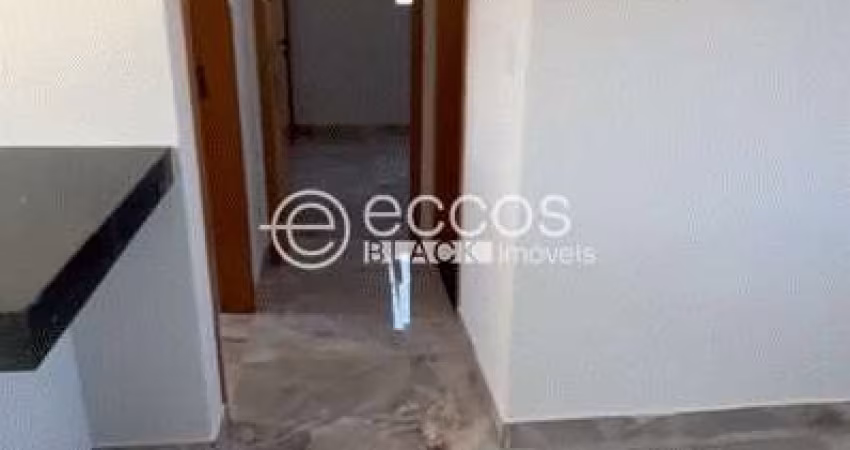 Apartamento à venda, 2 quartos, 1 suíte, 1 vaga, Santa Rosa - Uberlândia/MG