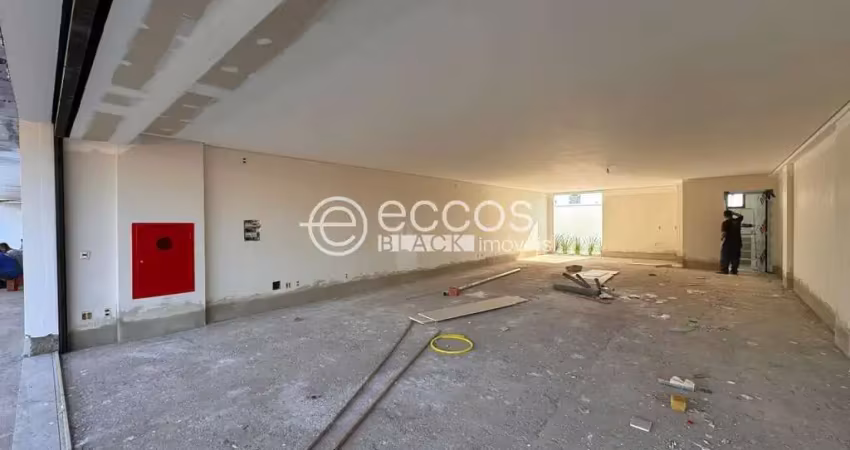 Ponto comercial para alugar na Avenida Presidente Médici, 367, Morada da Colina, Uberlândia
