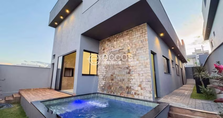 Casa em condomínio à venda, 3 quartos, 1 suíte, 4 vagas, Granja Marileusa - Uberlândia/MG