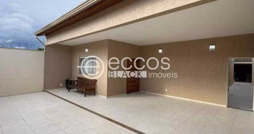 Casa à venda, 3 quartos, 1 suíte, Jardim Patrícia - Uberlândia/MG