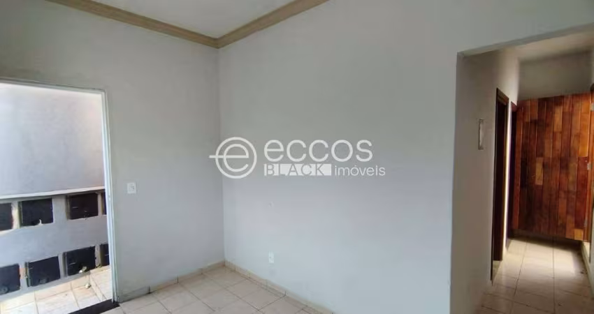 Casa em condomínio para aluguel, 2 quartos, 1 vaga, Nossa Senhora da Abadia - UBERABA/MG