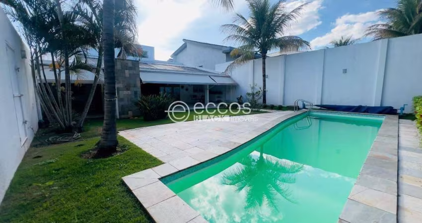 Casa à venda, 4 quartos, 4 suítes, 2 vagas, Morada da Colina - Uberlândia/MG