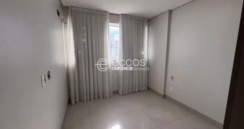 Apartamento para aluguel, 3 quartos, 1 suíte, 2 vagas, Saraiva - Uberlândia/MG