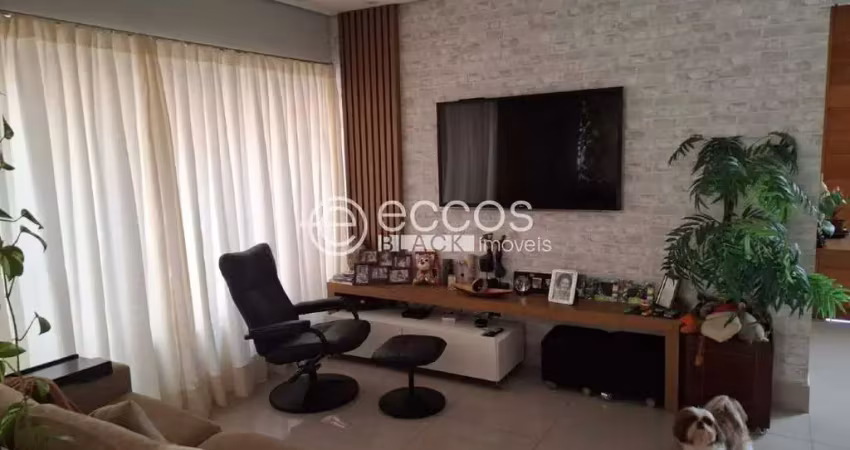 Casa em condomínio à venda, 3 quartos, 1 suíte, 3 vagas, grand ville - uberlândia/mg