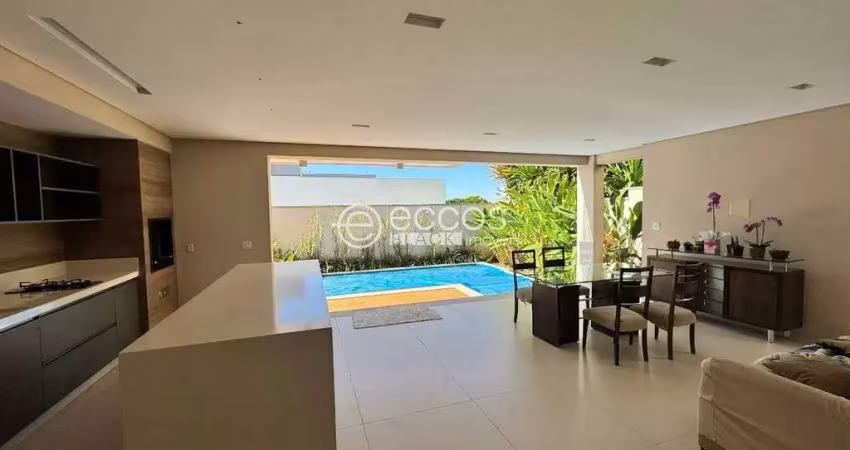 Casa em condomínio para aluguel, 3 quartos, 3 suítes, 1 vaga, nova uberlândia - uberlândia/mg